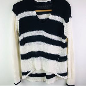 RDI Knit Pullover Scoop Neck Sweater